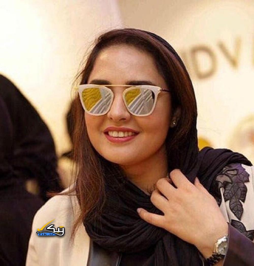 عکس عینک عجیب خانم بازیگر