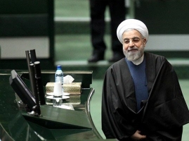 بازتاب خارجی رای اعتماد مجلس به 16 عضو کابینه دوازدهم/ بلومبرگ: رای قابل توجه پارلمان بیانگر حمایت از سیاست های روحانی است/ آسوشیتدپرس: وزیر دفاع روحانی عضو سپاه نیست
