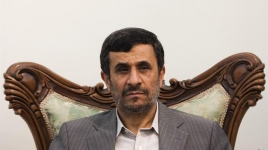 احمدينژاد در يكقدمي دادگاه و محاکمه شدن / رئیس دولت سابق بازجویی و بازخواست شده بود؟ / مسئوليت کيفري و حقوقي دستورها متوجه احمدينژاد است یا ...؟ / ممکن است احمدی نژاد زندانی شود؟