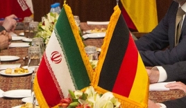 سفر مهم مقام ارشد وزارت خارجه آلمان به تهران / آنتیه لیندرتسه: تلاش داریم در روزهای آینده سازوکار کانال مالی مستقل با ایران را نهایی کرده و بخش هایی از آن را عملیاتی کنیم