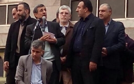 حمله احمدینژاد به دولت و پیشنهاد مناظره و استعفای روحانی/ چرا احمدینژاد بجای پاسخگویی، راه تهاجم درپیش گرفته است؟