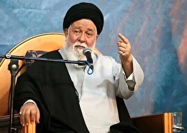 علم الهدی از فتوای آیات مکارم شیرازی و نوری همدانی مبنی بر محارب خواندن ترامپ قدردانی کرد علم الهدی از فتوای آیات مکارم شیرازی و نوری همدانی مبنی بر محارب خواندن ترامپ قدردانی کرد