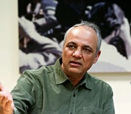 کنایه زیدآبادی به عراقچی: دارید سیخ را به پهلوی خلق‌الله می‌زنید!