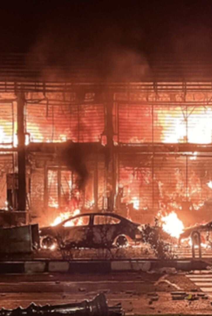 سخنگوی قوه قضائیه: در پی حوادث اخیر، برای ۱۰۵۳۸ نفر جلب به دادرسی، ۸۸۴۳ نفر کیفرخواست و ۳۰۴۷ نفر از دستگیرشدگان، منع تعقیب صادر شده/ برای ۳۴۷ نفر از بازداشتشدگان قرار تعقیب صادر شده، ۹۶ نفر مشمول قرار موقوفی تعقیب شدهاند و تعقیب ۵۰۸ نفر نیز به حالت تعلیق درآمده