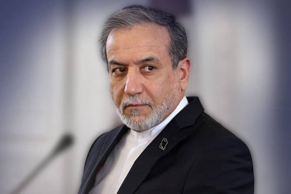 عراقچی: توانستیم بر یکسری اصول راهنما موافقت کلی پیداکنیم / از این به بعد وارد متن توافق احتمالی میشویم / مسیر توافق شروع شده، اما معنایش این نیست که میتوانیم به سرعت به توافق برسیم ولی حداقل مسیر شروع شده / وقتی به تدوین متن میرسیم کار مشکلتر و ریزتر میشود