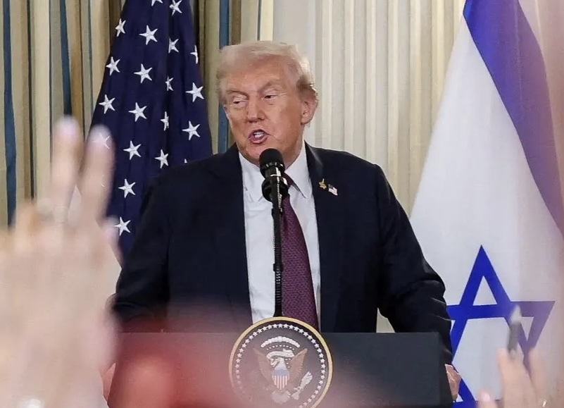 ادعای اکسیوس: دولت ترامپ آماده است که پیشنهاد توافق با ایران شامل «غنیسازی کوچک و نمادین» را بررسی کند / این پیشنهاد به ایران اجازه «غنیسازی نمادین» هستهای میدهد، مشروط بر اینکه هیچ مسیر ممکنی برای ساخت بمب باقی نگذارد