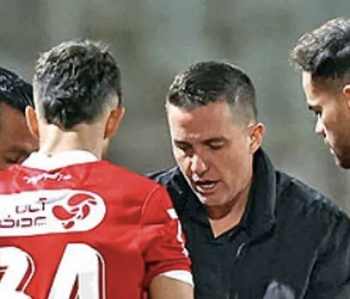 مقاومت آخرین مربی خارجی لیگ؛ اوسمار نوروز را میبینید؟!