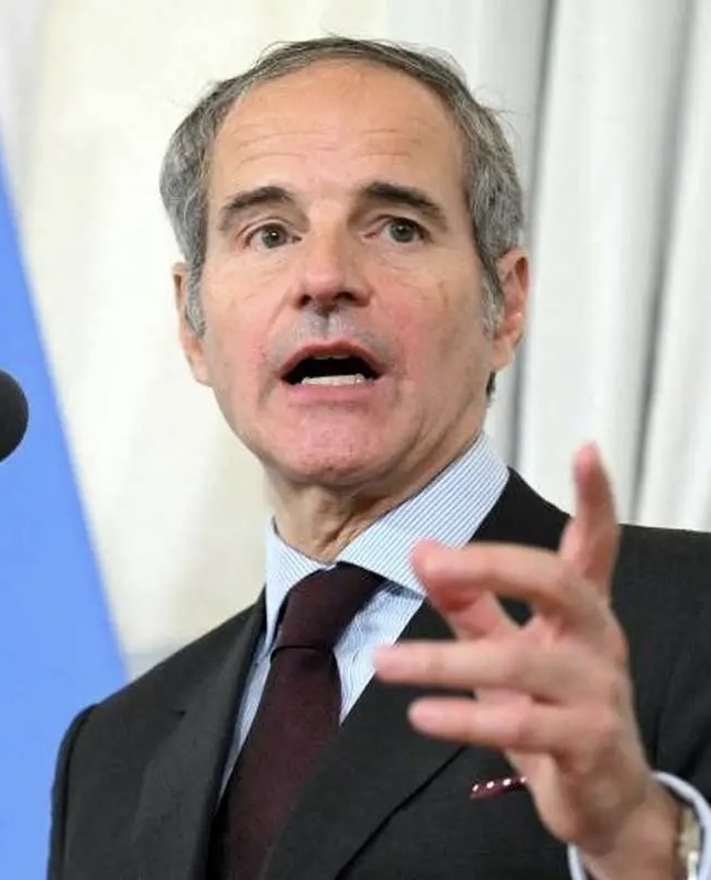 گروسی: مذاکرات ایران و آمریکا به اوج خود رسیده/ برای دور سوم این گفتوگوها به ژنو میروم/ وضعیتی بسیار خطرناک در پسزمینه مذاکرات در حال شکلگیری است