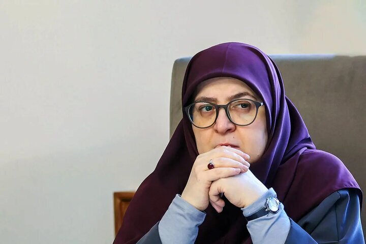 بازدید سخنگوی دولت از غرفه بانک ملی ایران در سی و ششمین نمایشگاه کتاب بازدید سخنگوی دولت از غرفه بانک ملی ایران در سی و ششمین نمایشگاه کتاب