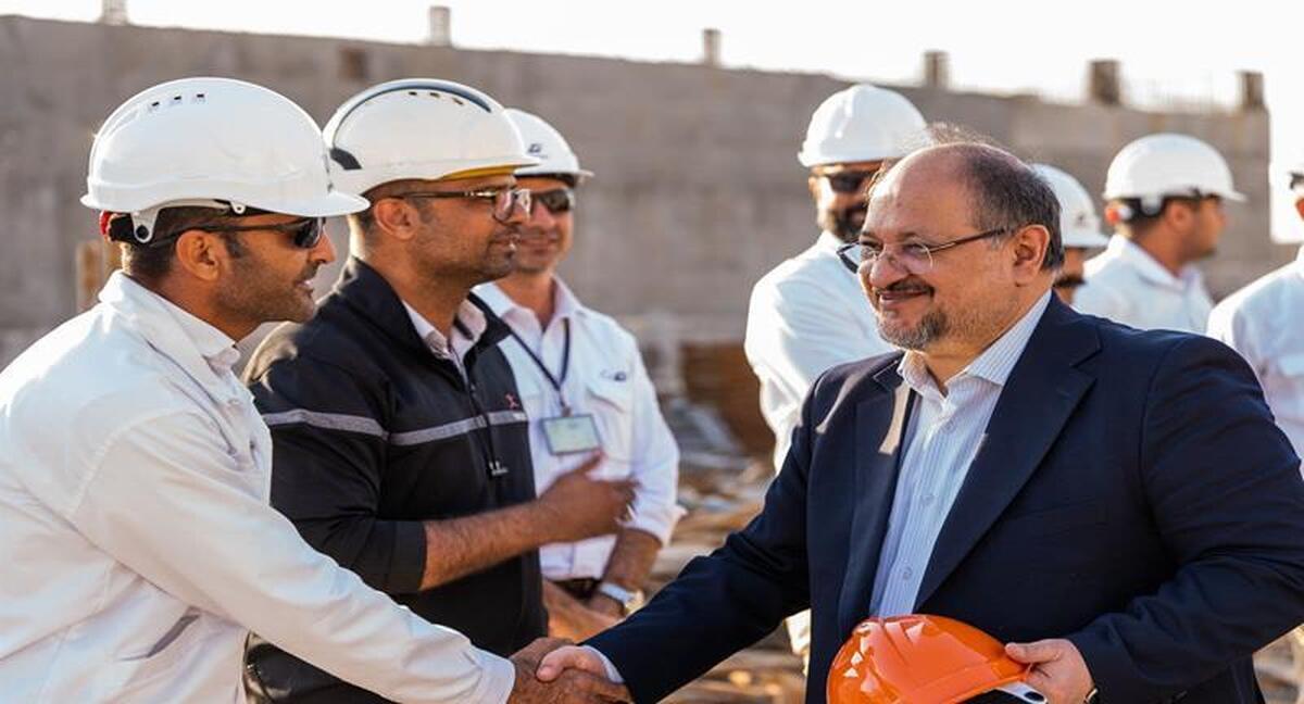 تحقق سرمایهگذاری برای تولید با دریافت مجوز انتشار ۱۲ هزار میلیارد تومان اوراق توسط هلدینگ خلیجفارس تحقق سرمایهگذاری برای تولید با دریافت مجوز انتشار ۱۲ هزار میلیارد تومان اوراق توسط هلدینگ خلیجفارس