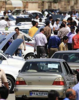 رکود و تشدید سردرگمی در میان خریداران خودرو/ جدول قیمت خودروهای پرتیراژ را ببینید رکود و تشدید سردرگمی در میان خریداران خودرو/ جدول قیمت خودروهای پرتیراژ را ببینید