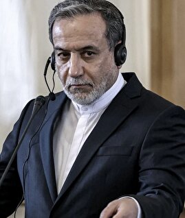 عراقچی: معاون «گروسی» فردا به تهران می‌آید؛ تا به چارچوبی دست پیدا نکنیم، هیچ برنامه‌ای برای بازدید از مکانی وجود ندارد/ فردا مذاکرات با آژانس برای تعیین چارچوب همکاری برگزار می‌شود/ به اروپایی‌ها گفته‌ایم اسنپ‌بک موضوعیت ندارد/ زمانی برای مذاکره بعدی با اروپا مشخص نشده
