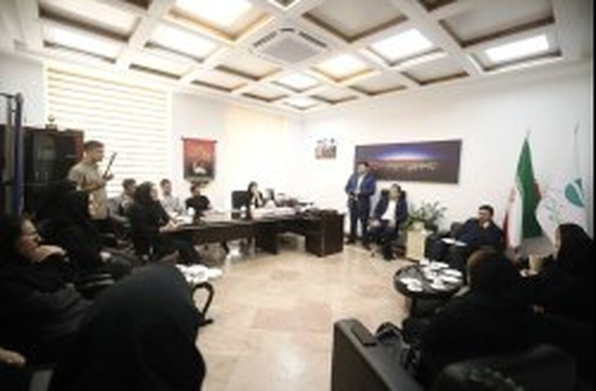 نشست هماهنگی روابط عمومیهای سازمان منطقه آزاد کیش و شرکتهای تابعه با محوریت ارتقاء برند جزیره نشست هماهنگی روابط عمومیهای سازمان منطقه آزاد کیش و شرکتهای تابعه با محوریت ارتقاء برند جزیره