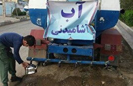 با این وضعیت بارندگی و سد‌ها ما سال سختی را خواهیم داشت/ اگر بازچرخانی آب انجام می‌شد وضعیت این چنین نبود / فاضلاب آب شیرین است و هزینه تصفیه آن یک پنجم شیرین‌سازی آب دریای عمان است / چرا شما کنار یزد یک دریاچه از فاضلاب درست کردید، اما آن را تصفیه نمی‌کنید که این همه تنش با اصفهان و خوزستان ایجاد نشود؟  / در وین ۱۸ بار آب را تصفیه می‌کنند