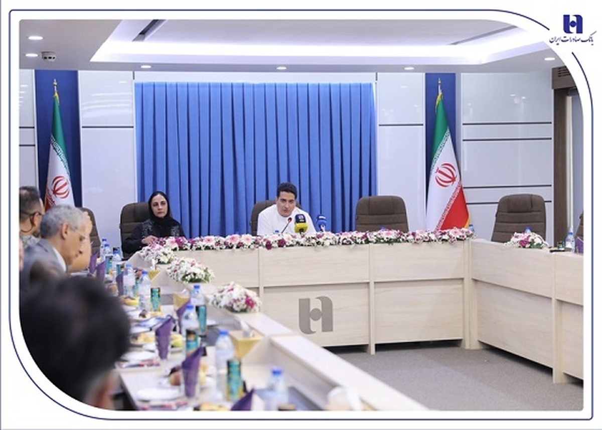 برگزاری بزرگترين کنسرت مردمی تاریخ موسیقی ایران با حضور همایون شجریان در میدان آزادی/ همایون شجریان: بانک صادرات ایران همراه ما در کنار مردم ایستاده است برگزاری بزرگترين کنسرت مردمی تاریخ موسیقی ایران با حضور همایون شجریان در میدان آزادی/ همایون شجریان: بانک صادرات ایران همراه ما در کنار مردم ایستاده است