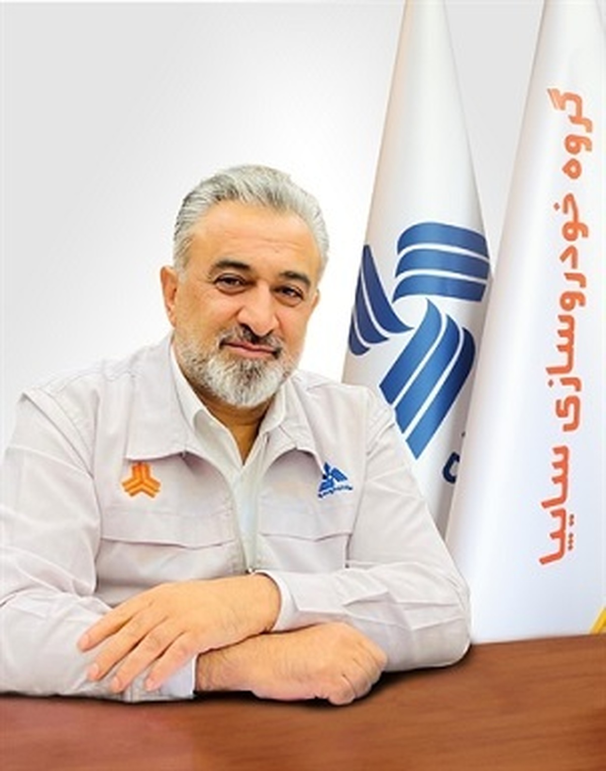 پیام تبریک مدیرعامل شرکت پارسخودرو بهمناسبت هفته دولت پیام تبریک مدیرعامل شرکت پارسخودرو بهمناسبت هفته دولت