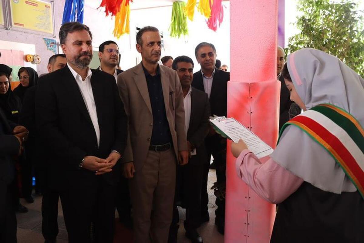 همزمان با آغاز سال تحصیلی جدید؛
مدرسه ۴ کلاسه شهرک پردیس جم افتتاح شد همزمان با آغاز سال تحصیلی جدید؛
مدرسه ۴ کلاسه شهرک پردیس جم افتتاح شد