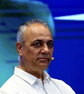 روایت زیدآبادی از حضورش در میان دانشجویان بسیجی: چیزی تغییر کرده، اما شاید بیش از اندازه دیرهنگام!