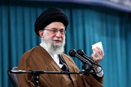 رهبر معظم انقلاب: تنها در صورتی که آمریکا پشتیبانی خود را از رژیم صهیونیستی به طور کامل قطع کند، پایگاه‌های نظامی‌اش را از منطقه جمع‌آوری کند و در امور آن‌ دخالت نکند، درخواست آن‌ها برای همکاری با ایران نه در آینده نزدیک، بلکه برای بعدها، قابل بررسی خواهد بود