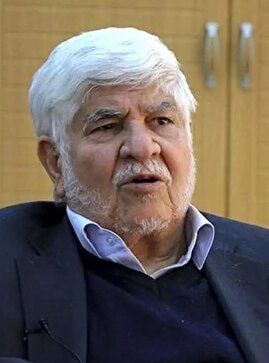 اختلافات گروه‌های سیاسی برای ۸۰ درصد مردم مهم نیست / وظیفه فعالان سیاسی با مردم بودن است نه «بّر مردم» بودن