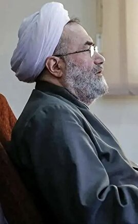 انتقاد مسیح مهاجری از طرح تاسیس اندیشکده برای رئیسی/ مردم از قدیس‌پروری‌ استقبال نمی‌کنند