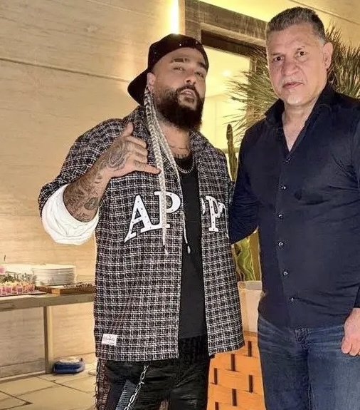 جنجال عکس علی دایی و ساسی مانکن