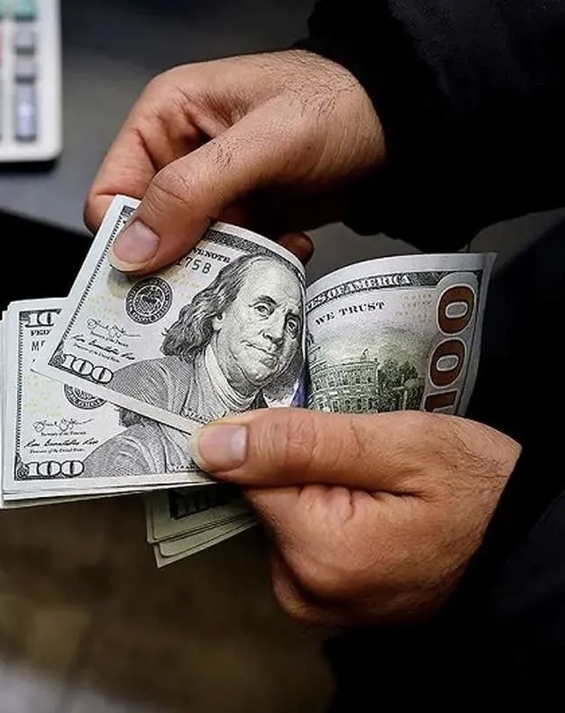 حداقل دستمزد جهانی در سال ۲۰۲۵ چقدر است؟