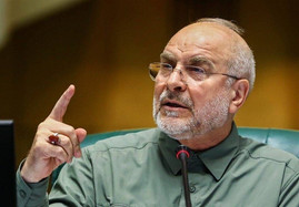 قالیباف: ترامپ صراحتا کشور را به دو دسته تندرو و میانه رو تقسیم کرد و بلافاصله از محاصره دریایی سخن گفت تا ایران را از طریق فشار اقتصادی و اختلاف داخلی مجبور به تسلیم کند/راه حل مقابله با توطئه دشمن یک چیز است؛ حفظ انسجام/به عنوان کسی که وسط میدان هستم عرض میکنم که نگران نباشید؛ ما مسئولان تابع امر رهبر کشور هستیم