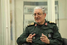 سخنگوی وزارت دفاع: قانون ساماندهی پهپاد‌های غیرنظامی از همین هفته وارد مراحل اجرایی خود شد/در این آیین‌نامه مقرر شده که برای اسباب‌بازی شیوه‌نامه جداگانه‌ای تدوین شود/کاربر پهپاد، درست مانند راننده خودرو، باید گواهینامه دریافت کند مجوز‌ها به صورت دوره‌ای داده می‌شوند؛ مثلاً یک کشاورز می‌تواند برای سه ماه مجوز بگیرد، اما اگر از آن محدوده زمانی یا مکانی خارج شود جرم‌انگاری می شود