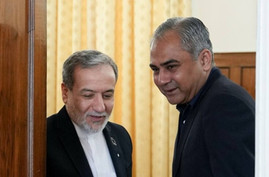 سخنگوی وزارت خارجه: در ۹ اسفند ۱۴۰۴، آمریکا موشکی خوشه‌ای که با انفجار به ۱۸۰ هزار ترکش مرگ آور تبدیل می‌شد، به لامرد فارس شلیک کرد/ الجزیره: در پی جنگ علیه ایران، ۱۴۶ کشور قیمت بنزین را افزایش دادند/ نفت ۹۳ دلار و ۹ سنت شد/ ادعای خبرنگار الجزیره: پیش‌نویس یادداشت تفاهم در اختیار نهادی در تهران قرار دارد تا در آن بررسی شود