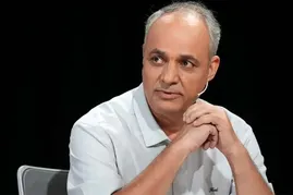 واکنش زیدآبادی به گزارش نیویورک تایمز: مواضع احمدی نژاد ۱۸۰ درجه عوض شده