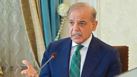 پاکستان تی‌وی: نخست‌وزیر پاکستان سفر خود به سوئیس را به تعویق انداخت، زیرا تفاهم‌نامه قبلاً امضا شده و در حال اجرا است/ مذاکرات فنی میان آمریکا و ایران نیز به طور جداگانه ادامه خواهد یافت