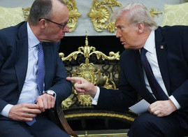 ادعای ترامپ: صدراعظم آلمان نمی‌داند درباره ایران چه می‌گوید / او فکر می‌کند داشتن سلاح هسته‌ای برای ایران اشکالی ندارد / کاری که الان من با ایران انجام می‌دهم، دیگر کشورها یا رؤسا باید مدت‌ها پیش انجام می‌دادند / تعجبی ندارد که آلمان از نظر اقتصادی و سایر جهات این‌قدر ضعیف عمل می‌کند